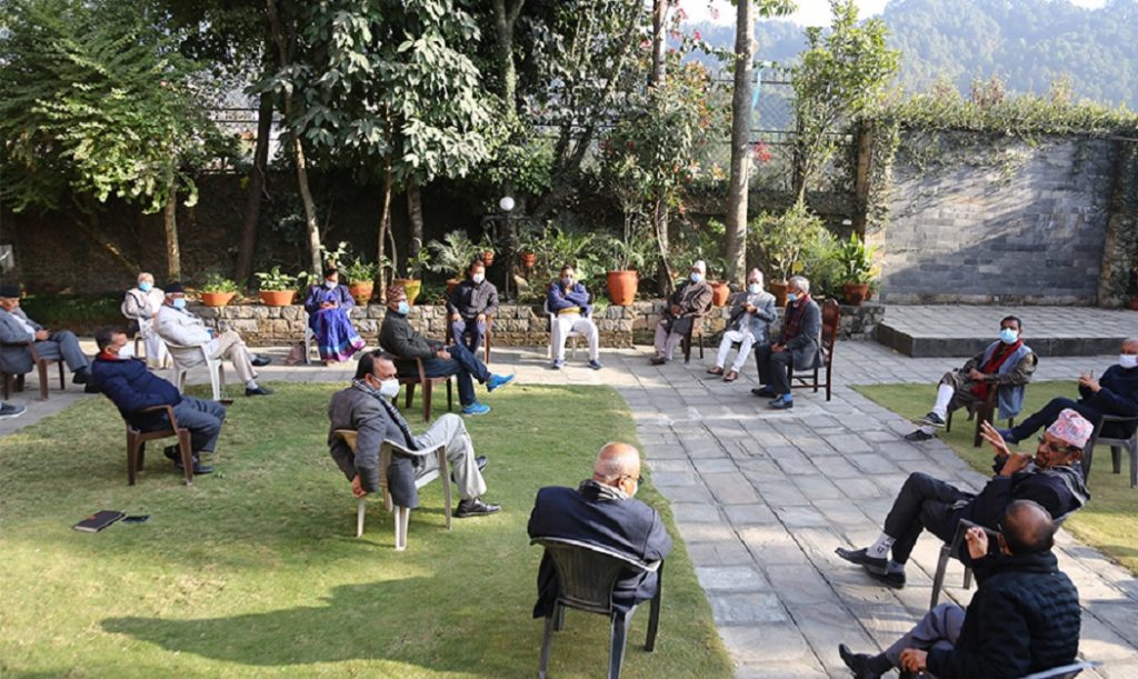 देउवा निवासमा कांग्रेस पदाधिकारी बैठक सुरु