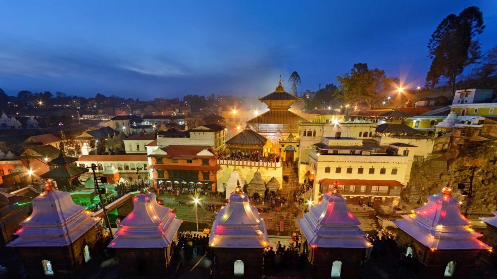 कोरोनाको असर मन्दिरमा, भक्तजनका लागि पशुपति बन्द
