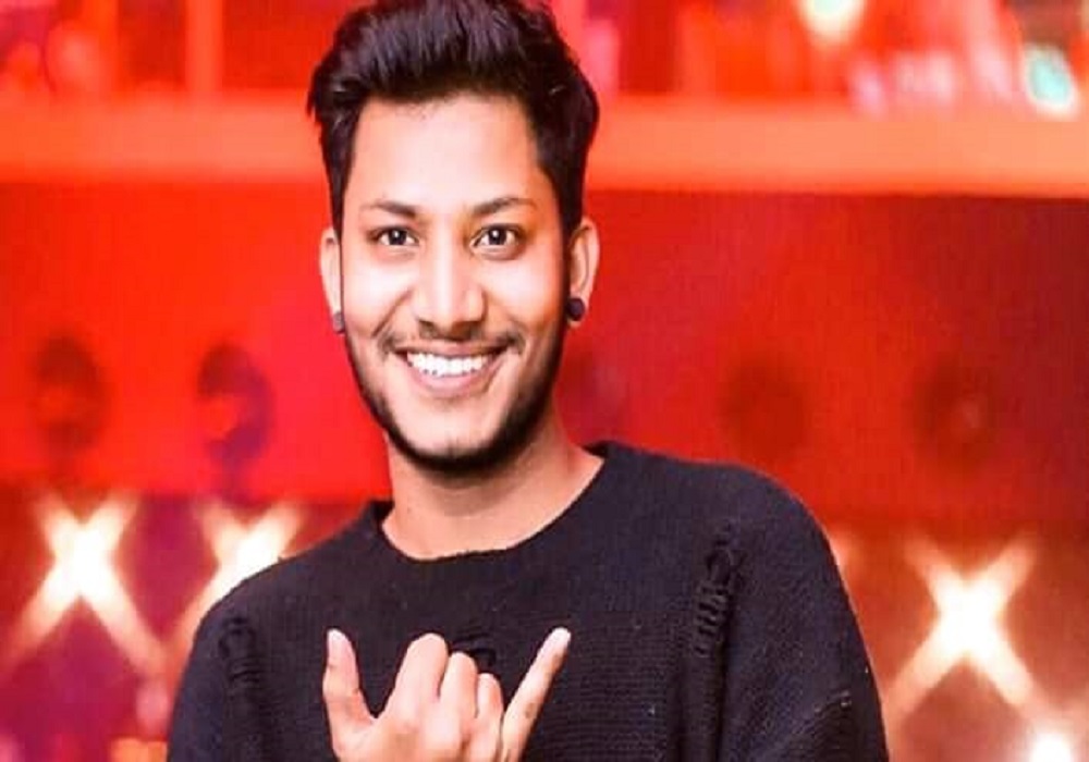 नाजिर हुसेनद्वारा अक्सिजन जुटाउन एक लाख सहयोग