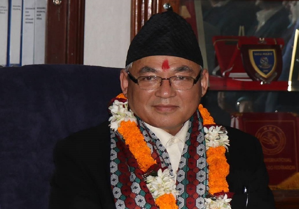 हेलिकप्टर चढेर उम्मेदवारी दिन पुगे बादल