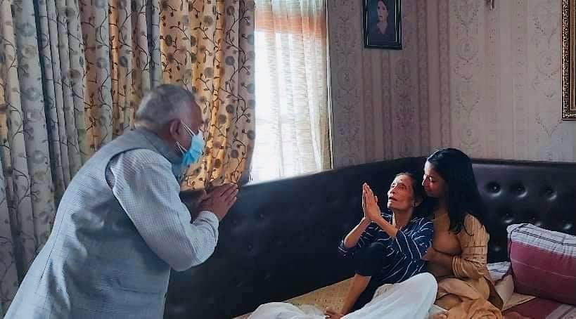 ‘प्रचण्ड’ निवासमा नेता रामचन्द्र पौडेल