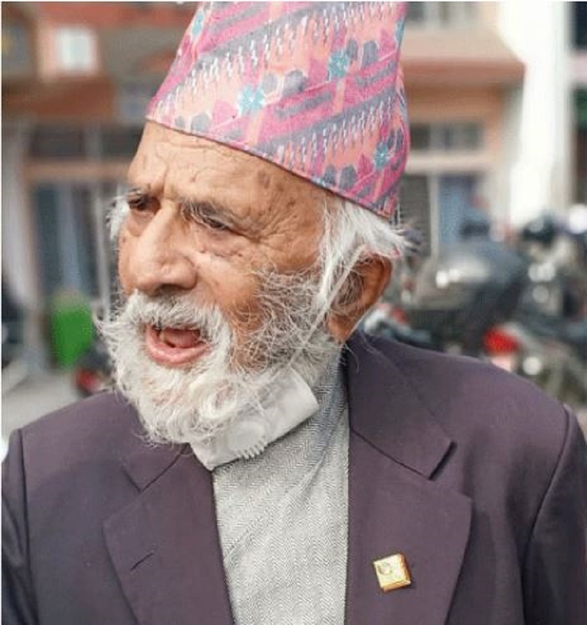 ९४ वर्षका वरिष्ठ अधिवक्ताले संसद विघटन मुद्दामा जवाफ दिने