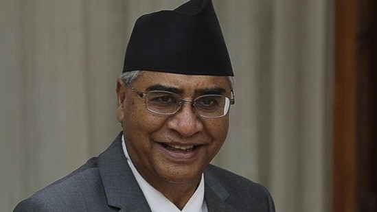 ज्ञान प्रदान गरी अज्ञान हटाउने व्यक्ति नै गुरु : प्रधानमन्त्री देउवा