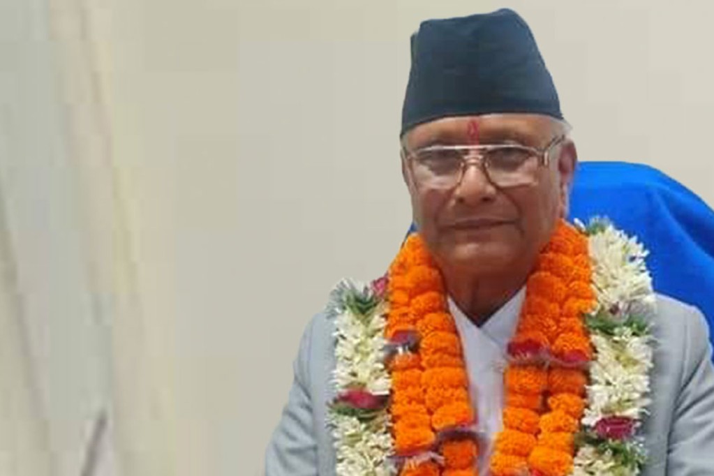 आपूर्ति मन्त्री हमालद्वारा राजीनामा दिने घोषणा
