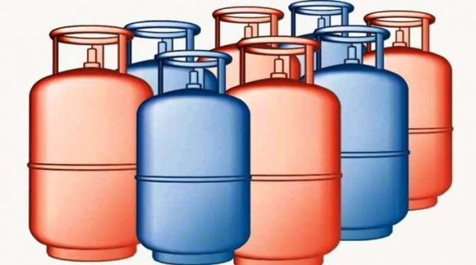 अब सिंहदरबारबाटै ग्याँस सिलिण्डर विस्थापन अभियान सुरु गर्ने