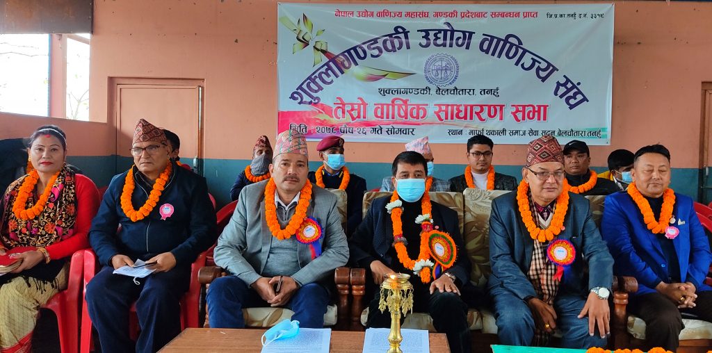 कोरोनाले व्यवसाय चलाउन समस्या भएको छ : चन्द्र ढकाल
