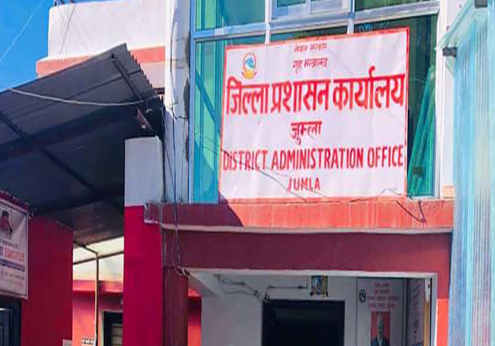कोभिडबाट मृत्यु भएका जुम्लाका २२ परिवारलाई राहत वितरण