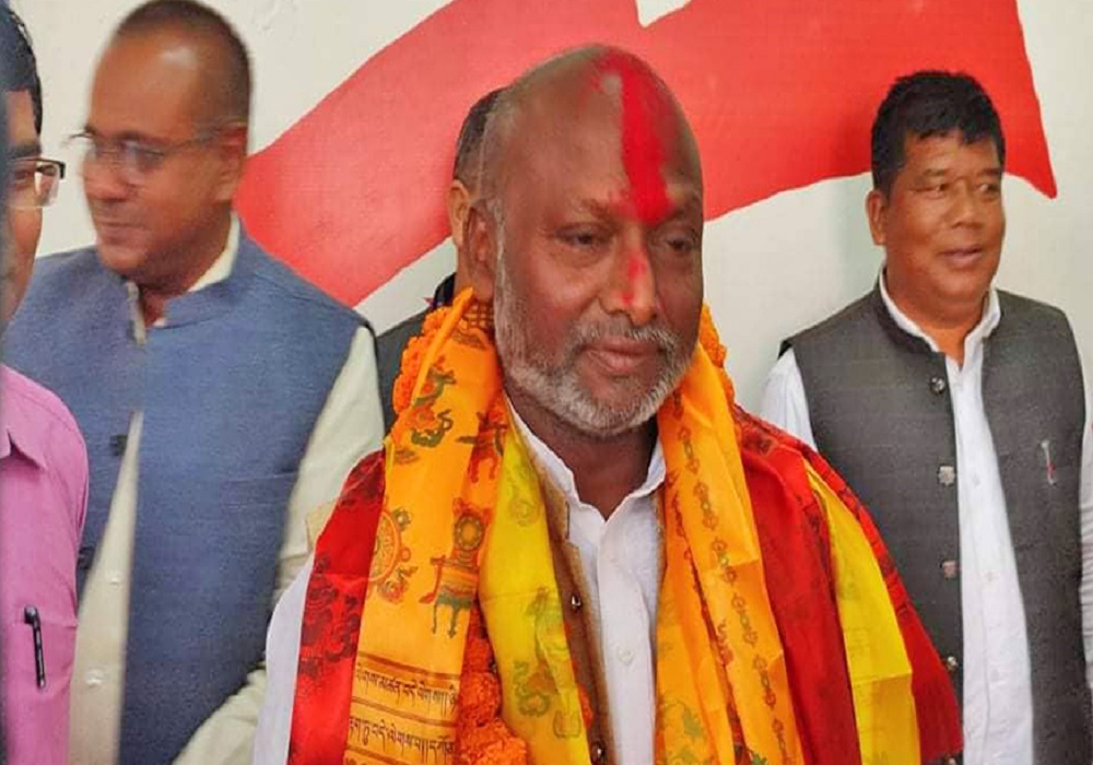 लोसपाका केन्द्रीय सदस्य यादव कांग्रेसमा प्रवेश