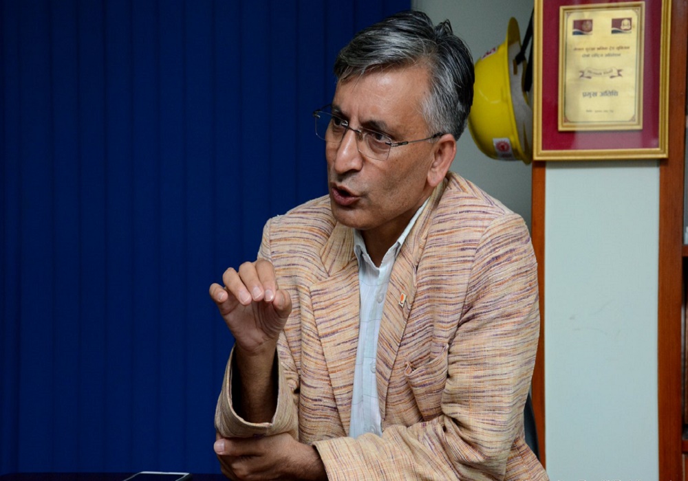उम्मेद्वार बन्न जनप्रतिनिधिले राजीनामा दिनु पर्ने व्यवस्थामा एमालेको आपत्ति