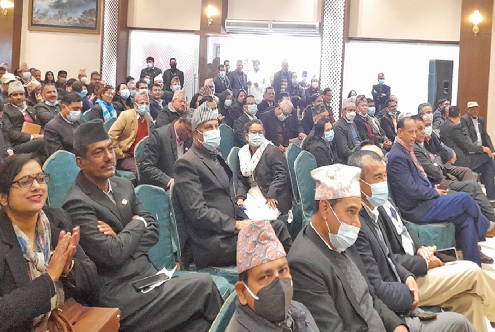 संवैधानिक परिषदमा प्रधानन्यायाधीशलाई नराख्न माग