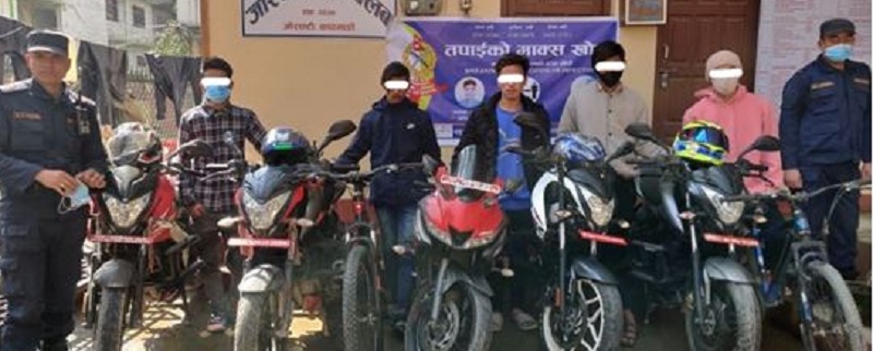 काठमाण्डौबाट मोटरसाइकल चोरी गर्दै हिड्ने पाँच जना पक्राउ