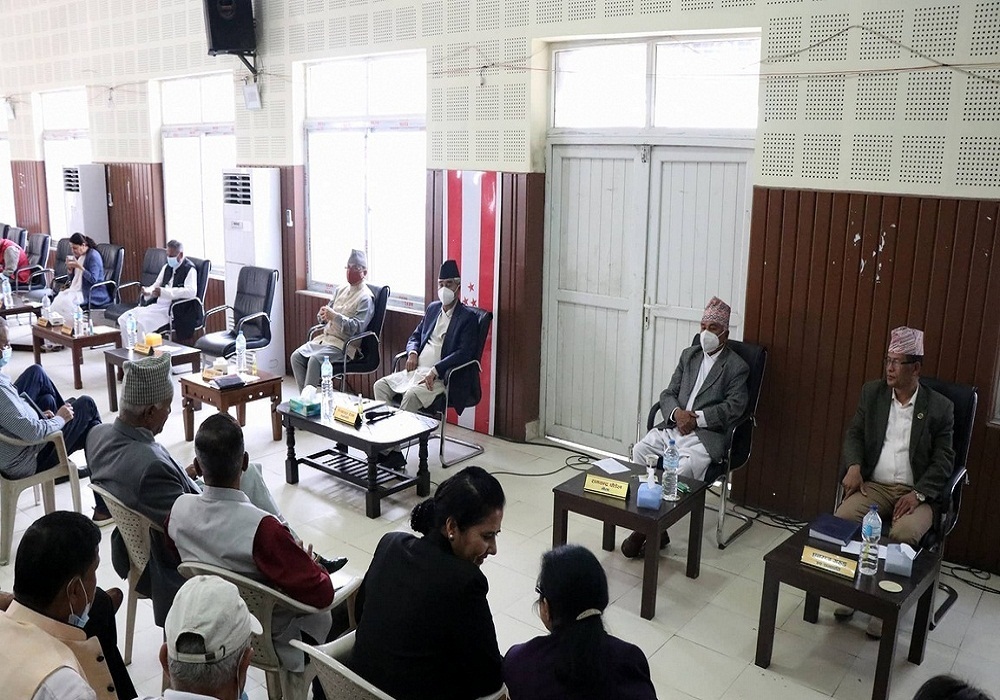 काँग्रेस शीर्ष नेता छलफलमा
