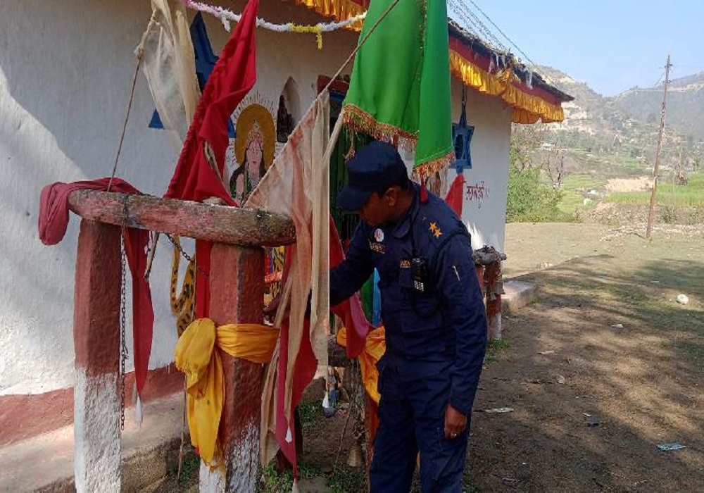 डोटीमा २८ वर्ष पुरानो घण्ट चोरी