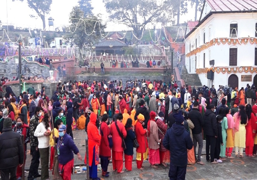 शिवरात्रिमा झण्डै १७ लाख भक्तजनले पशुपतिनाथको गरे दर्शन