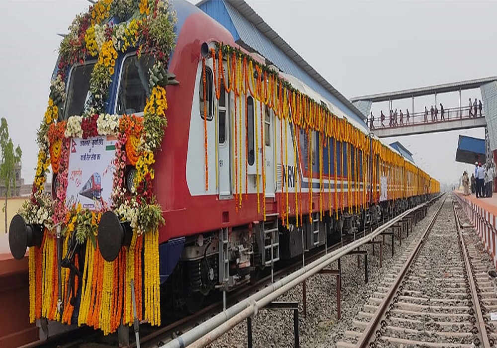 रेलको मोह ! धनुषावासी दङ्ग