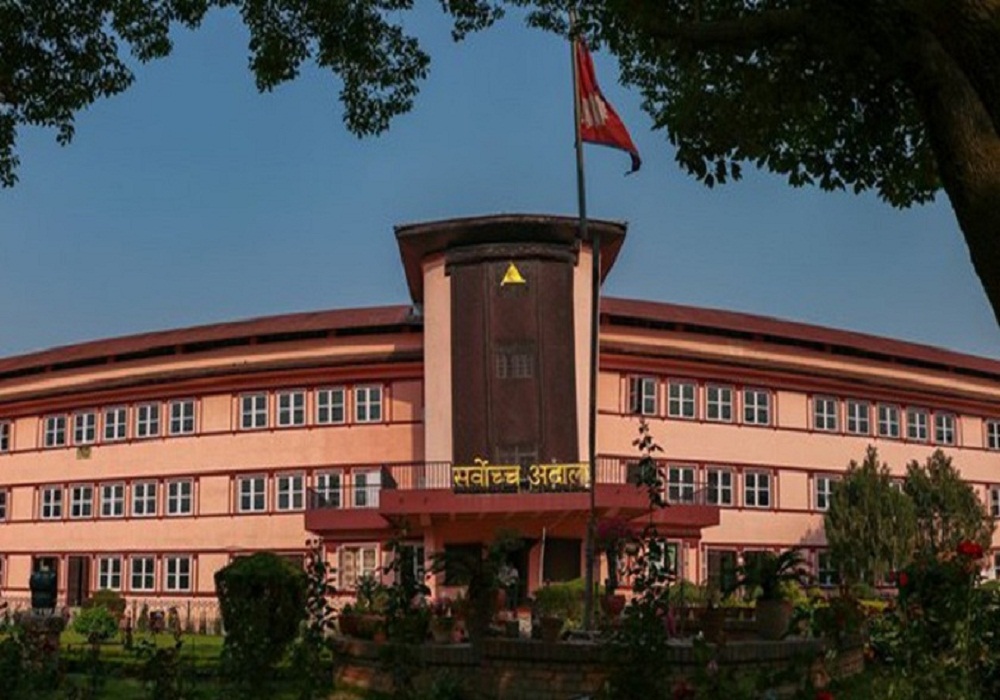शिक्षा क्षेत्रको समग्र विकासका लागि एक उच्चस्तरीय अध्ययन समिति गठन गर्न सर्वोच्चको आदेश