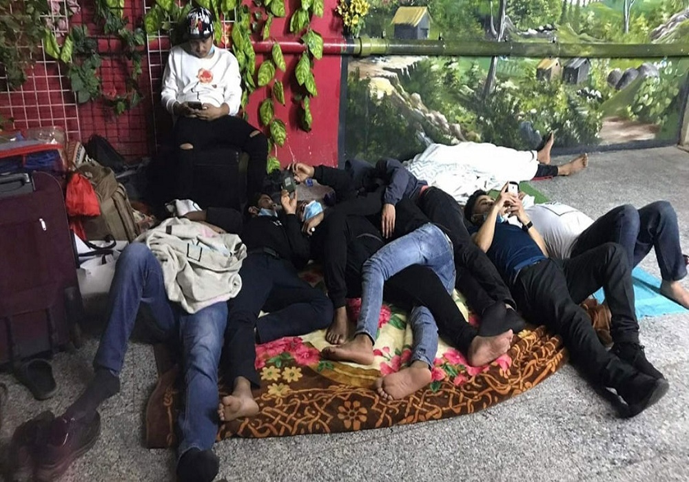 साउदीमा २१ नेपाली अलपत्र