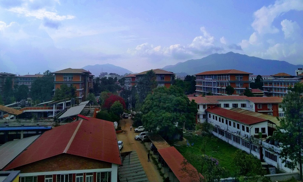 सिंहदरबारभित्रै हावाहुरीले ज्यान लियो