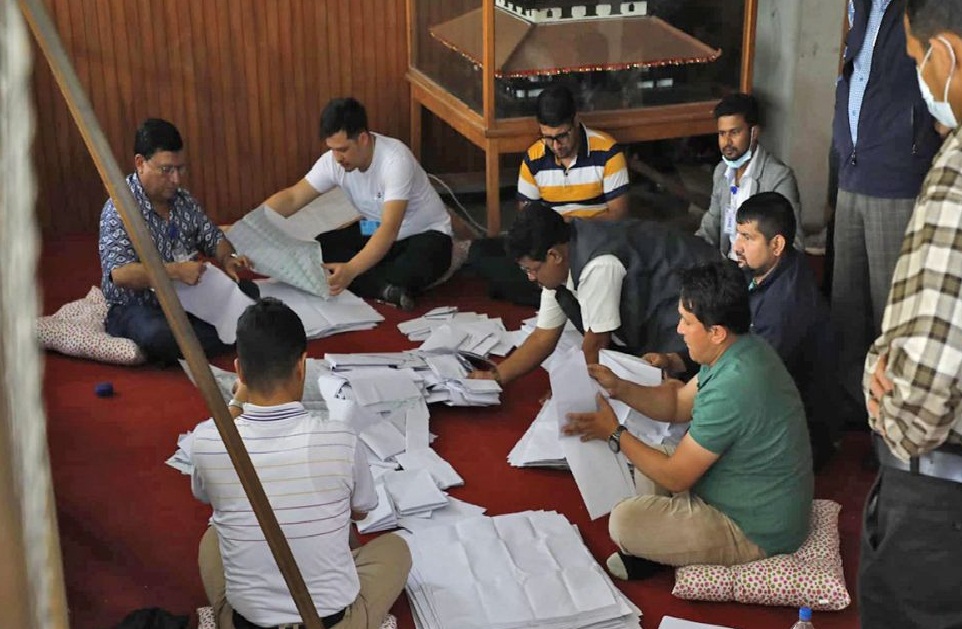 हालसम्म ८ वटा जिल्लाको मत गणना सम्पन्‍न