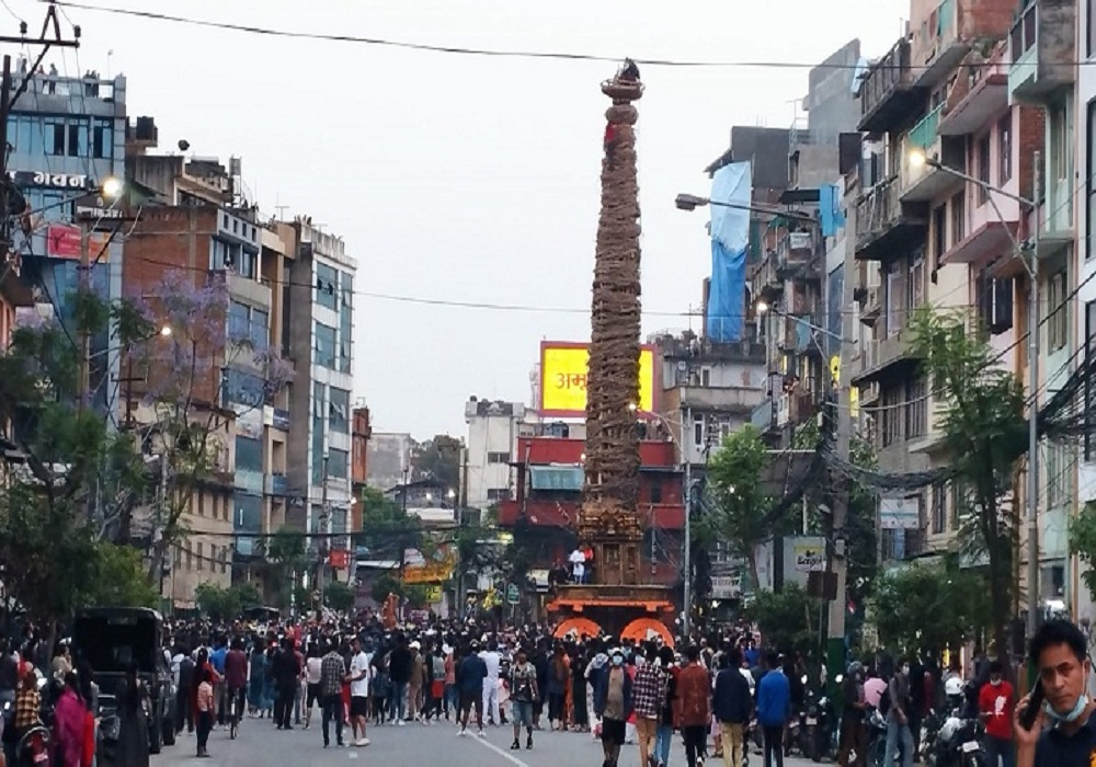 ललितपुरको प्रसिद्ध रातो मच्छिन्द्रनाथको रथयात्रा शुरु