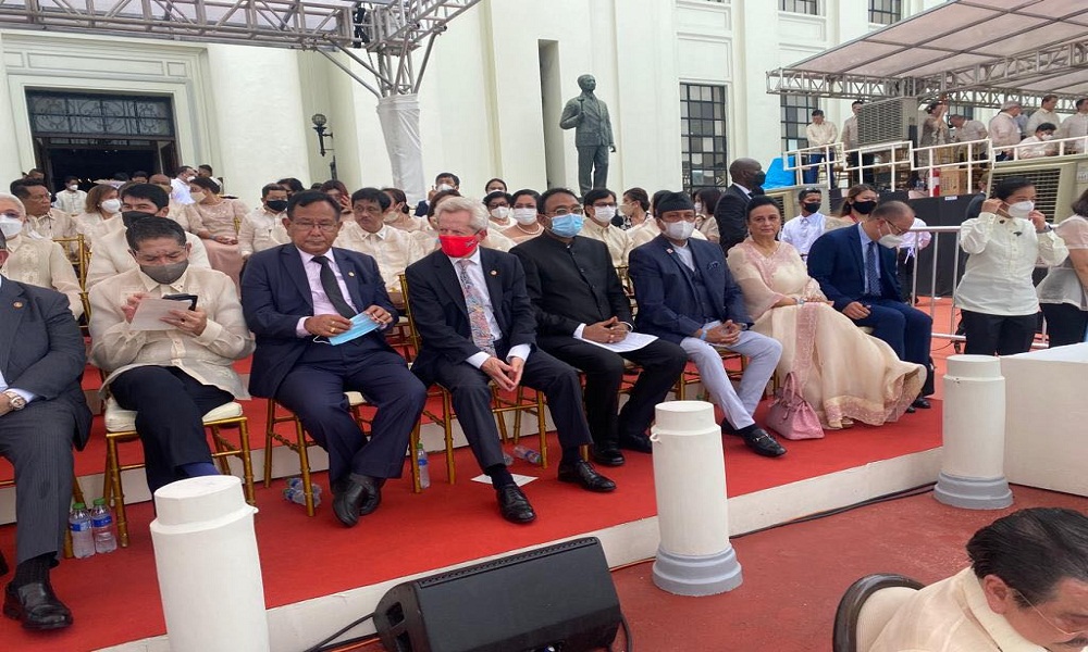 फिलिपिन्सका राष्ट्रपतिको सपथग्रहणमा विनोद चौधरी सहभागी