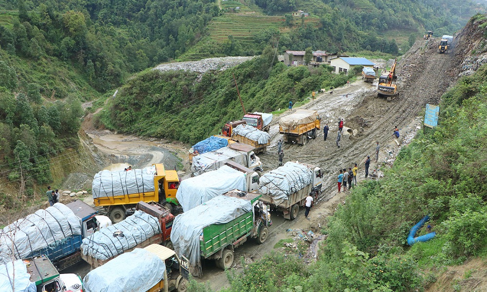 फोहोर लिएर गएको गाडीलाई अवरोध गर्ने १४ जना पक्राउ