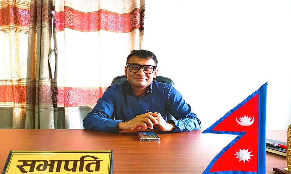 अर्थ तथा विकास समितिले बोलाएको बैठकमा सभापति एक्लै