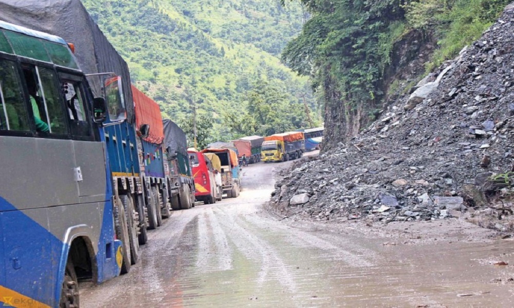 आँबुखैरेनी सडकखण्ड पूर्ण रुपमा खुल्यो