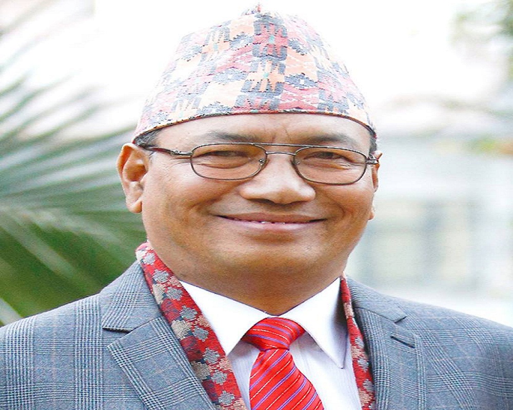 जसपाका सांसदले प्रशासनमन्त्री श्रेष्ठलाई मन्त्रीकक्षमै हातपात गरेपछि…