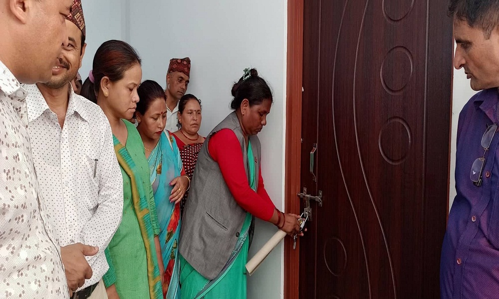 तिलोत्तमा नगरसभा विवाद, पत्रकारको झोलामा राखेर माइन्युट लुकाउने प्रयास