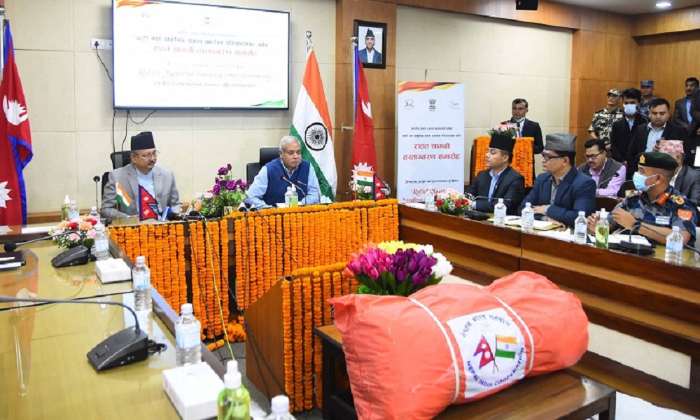 भारतले नेपालका प्राकृतिक प्रकोप प्रभावित परिवारहरूको लागि राहत सामाग्री प्रदान