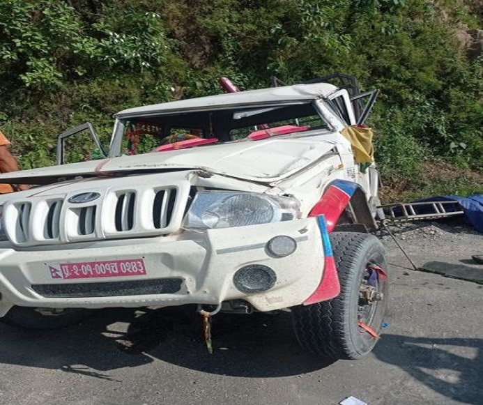 बोलेरो दुर्घटना हुँदा ९ जना घाइते