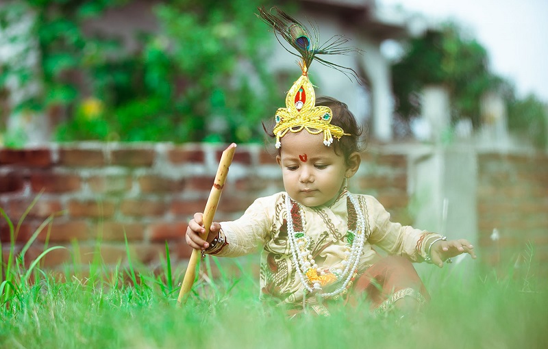 ‘श्रीकृष्ण जन्माष्टमी’ पर्वका अवसरमा देशभरका कृष्णमन्दिरमा भक्तजनको भिड (फोटोफिचर)