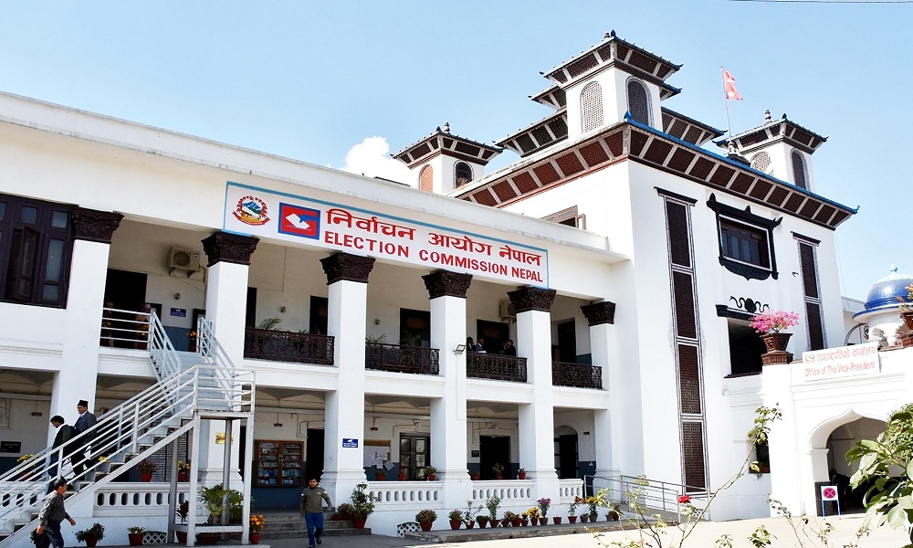 ऐनबहादुर महरलाई चौबीस घण्टे स्पष्टीकरण