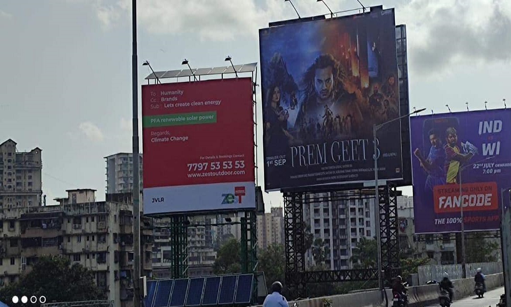 हलिउड र बलिउड सिनेमाले ओगट्ने मुम्बइका प्रचार बोर्डमा नेपाल सिनेमा प्रेम गीत ३ को पोष्टर