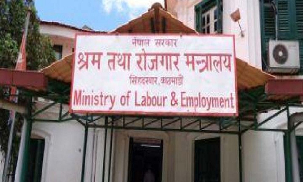 नेपालमा श्रम स्वीकृति लिएर काम गर्ने विदेशी १८ हजारभन्दा धेरै पुगे