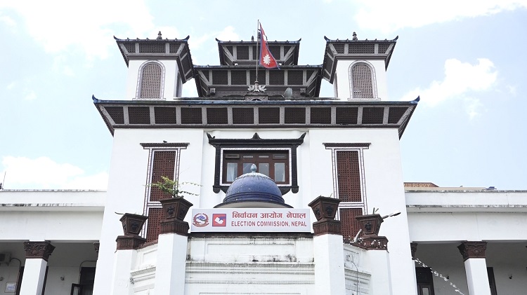 निर्वाचन आयोगले अर्थ मन्त्रालयसँग बजेट रकमान्तरको विवरण माग्यो