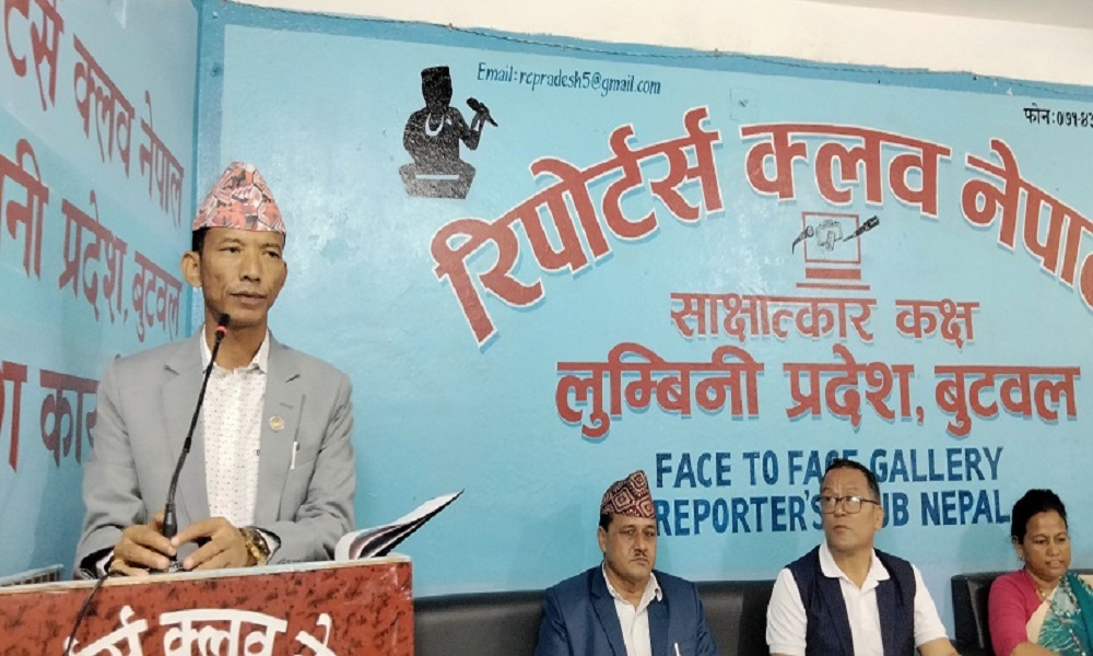 ‘चामल बाँडेकाे’ भन्दै निर्वाचन आयाेगले मन्त्री चाैधरीलाई साेध्याे स्पष्टीकरण