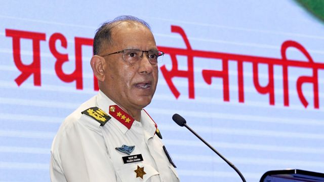 निर्वाचनमा विश्वसनीय वातावरण बनाउन प्रधानसेनापति शर्माको निर्देशन