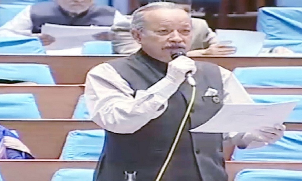 कांग्रेस सांसद दिव्यमणिद्वारा रातो पासपोर्ट मन्त्रालयलाई फिर्ता