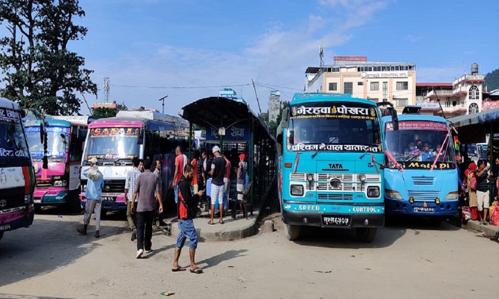 बुटवलको मुख्य बजारमा पार्किङकै समस्या