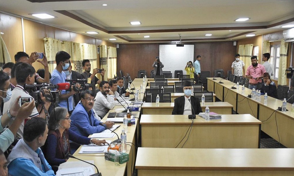 चोलेन्द्रले पोलेकालाई बोलाउँदै महाअभियोग समिति