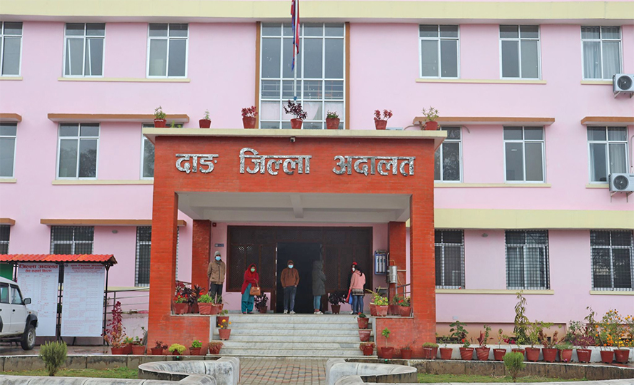 दाङमा सुन चोरीको आरोपमा पक्राउ परेका एक बन्दी अदालतबाट भागे