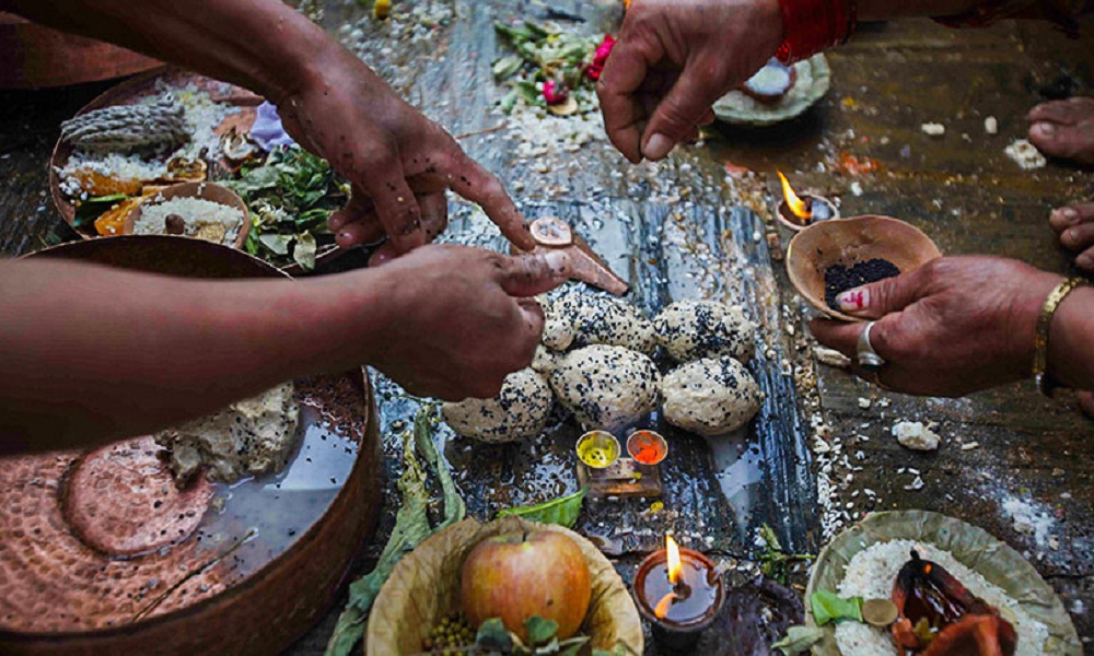 आश्विन कृष्ण प्रतिपदादेखि सुरु हुने सोह्र श्राद्ध आजबाट सुरु