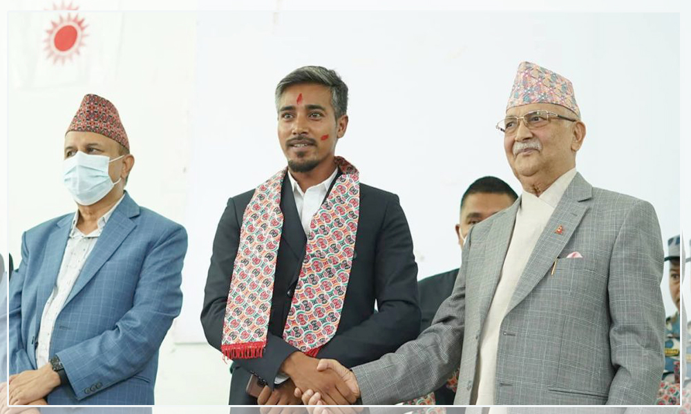 स्वतन्त्र चुनाव लड्ने घोषणा गरेका अब्दुस एमाले प्रवेश