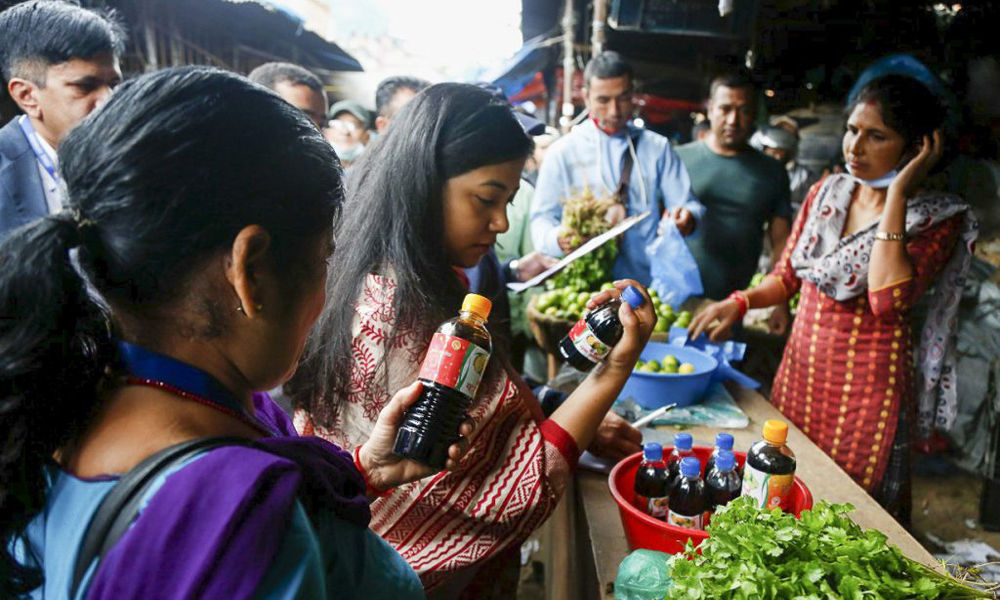 सरकारी गोदाममै भेटियो उत्पादन मिति बिनाको खाद्य सामग्री