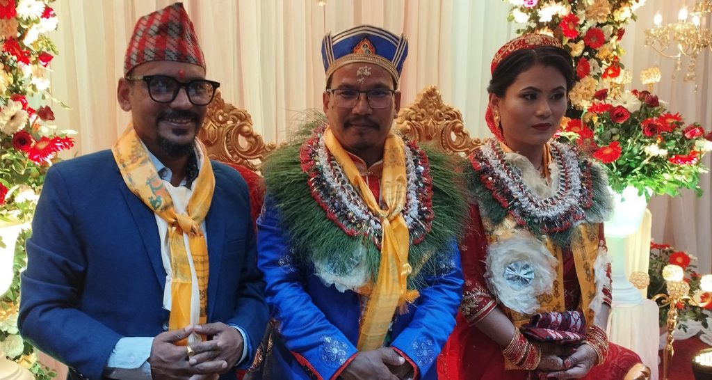 हास्यकलाकार बुद्धि तामाङले आज गरे विवाह