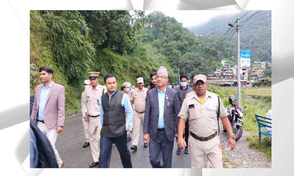 पोखरामा अवैध संरचना हटाउन मेयर आचार्यको निर्देशन