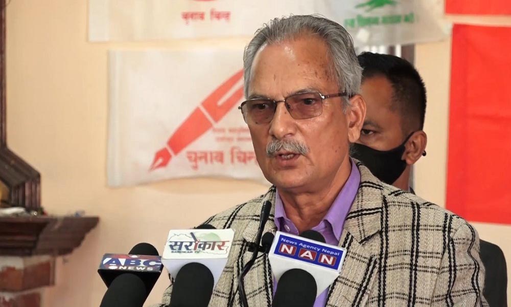 लोकतन्त्रलाई उल्ट्याउने षड्यन्त्र सह्य नहुने बाबुराम भट्टराइको चेतावनी