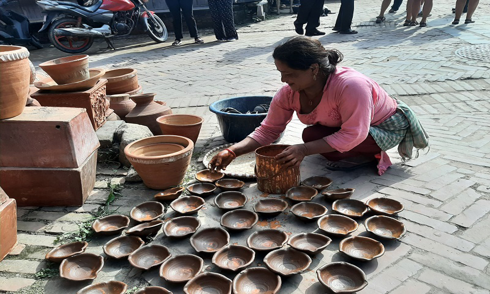पाला बनाउन भ्याइनभ्याइ (फोटो फिचर)